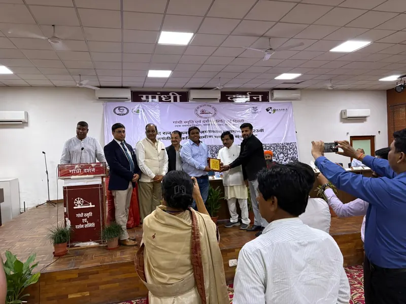 Alphine receives the Best Master Assessor Award at Gandhi Darshan, New Delhi