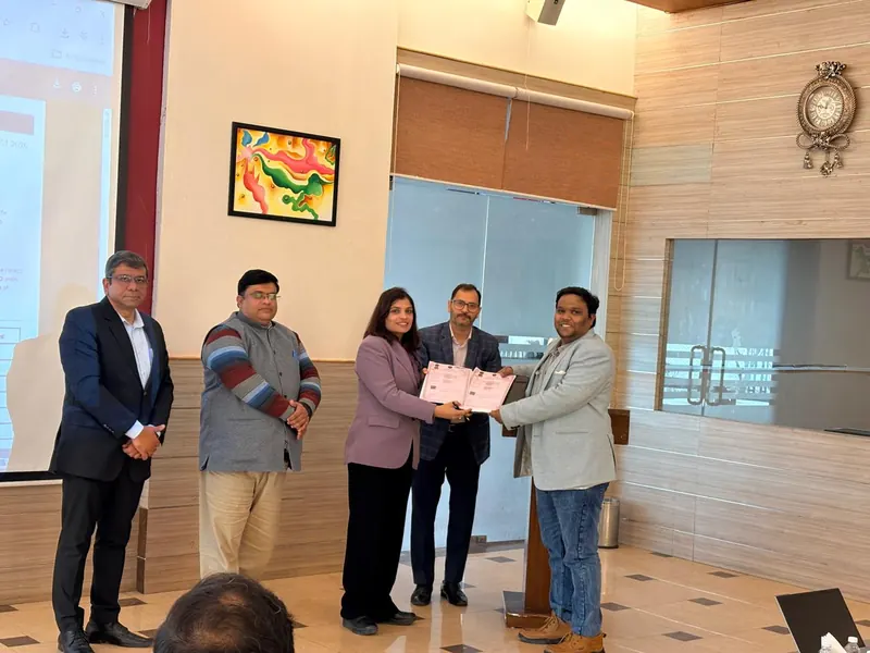 Alphine Welfare Society exchanges the DDU-GKY 2.0 MoU at the Civil Services Institute, Dehradun