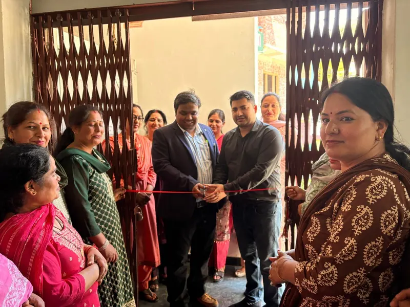 Ribbon cutting at a new Alphine centre in Himachal Pradesh